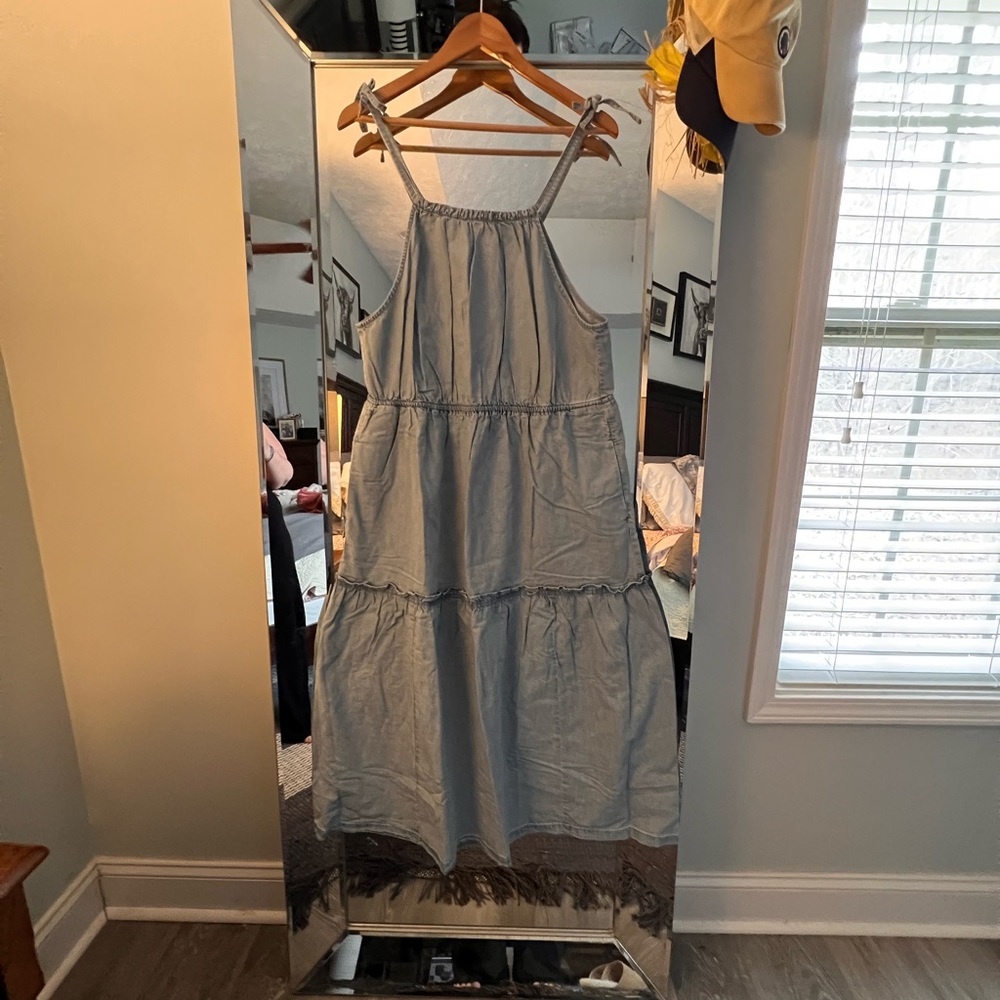 Madewell - Cutaway Tiered Midi Dress